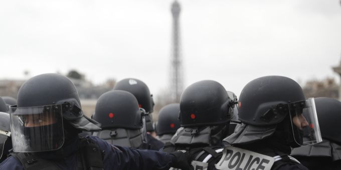 Der Vater eines Krypto-Unternehmers wurde in Paris entführt und verstümmelt. Die Polizei konnte ihn befreien. Paris Polizei Erpressung