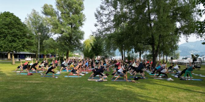 Yoga am See