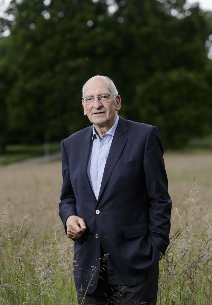 Der frühere FDP-Bundesrat Pascal Couchepin hat nach dem Bergsturz in Blatten VS lobende Worte für die Walliser Behörden übrig. Couchepin