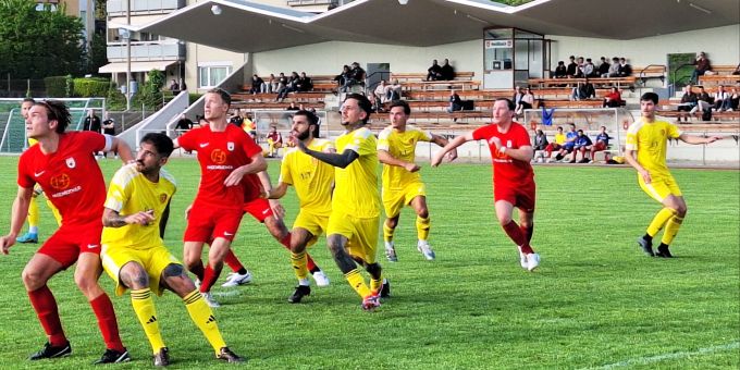 Seltener Verkehr vor dem Gästetor. FC Küsnacht siegt