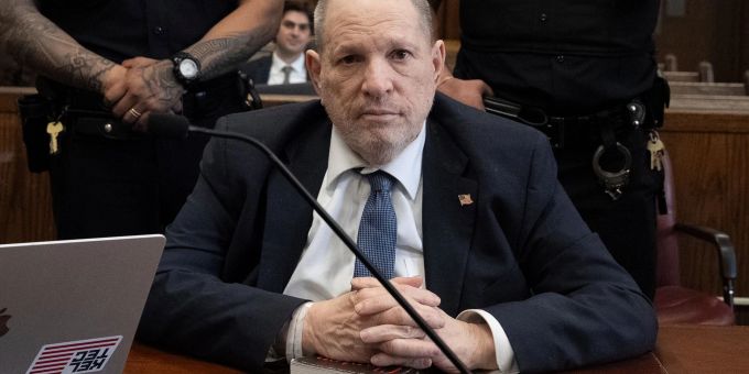 Die Jury für den Weinstein-Prozess steht. Die Jury für den Weinstein-Prozess steht.