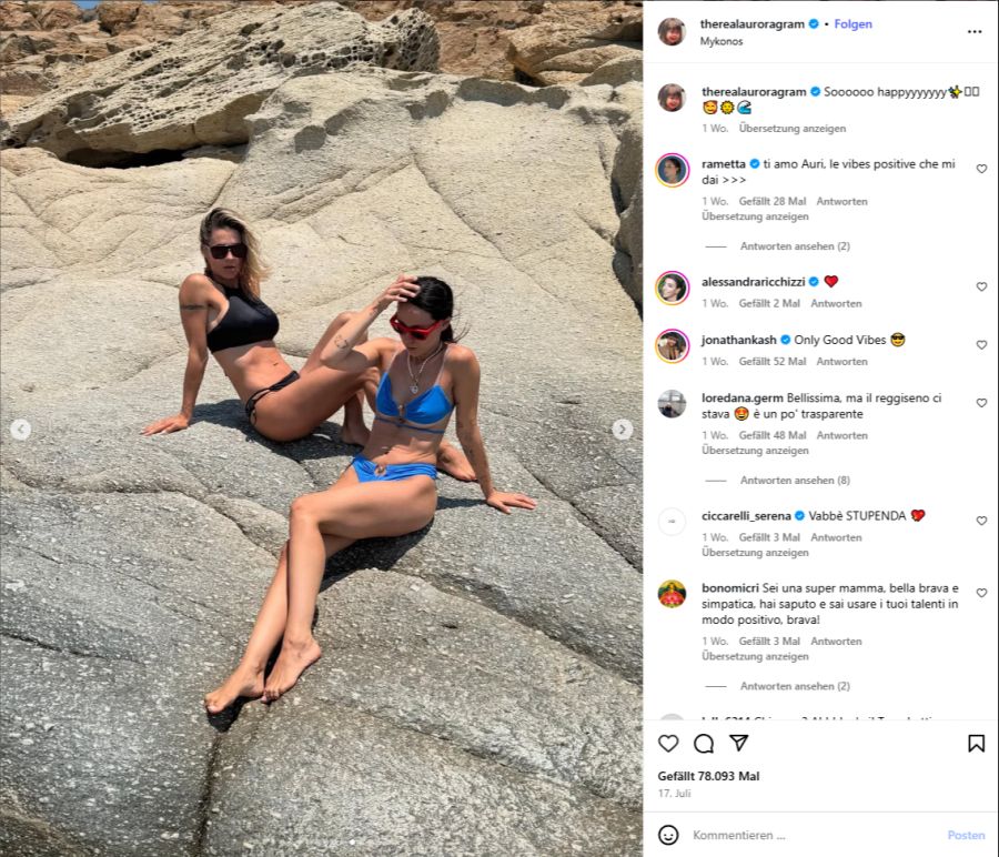 Sie nahm ihn in den Familienurlaub nach Mykonos mit.