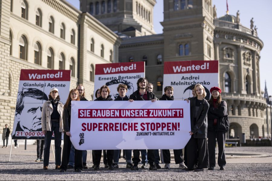 Die Aktion ist Teil der politischen Kampagne für die Erbschaftssteuer-Initiative.
