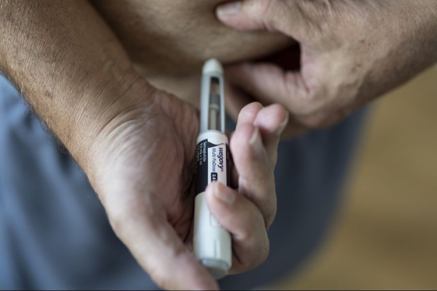 Eine Studie in Dänemark hat die Behandlung mit Abnehmspritzen bei über 77'000 Erwachsenen ohne Diabetes untersucht. (Symbolbild)