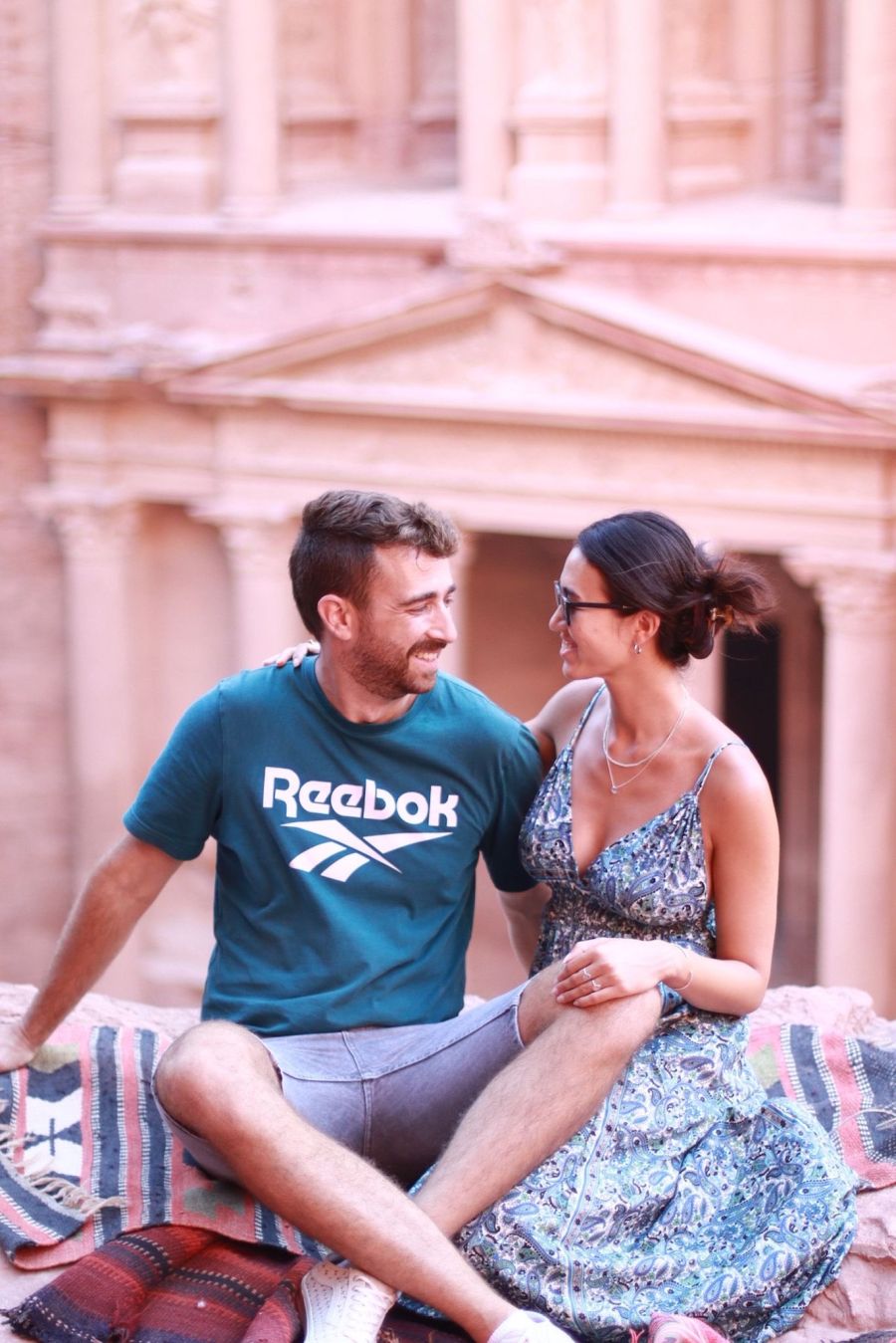 Noa Argamani und Avinatan Or auf einem Foto vor dem 7. Oktober 2023.