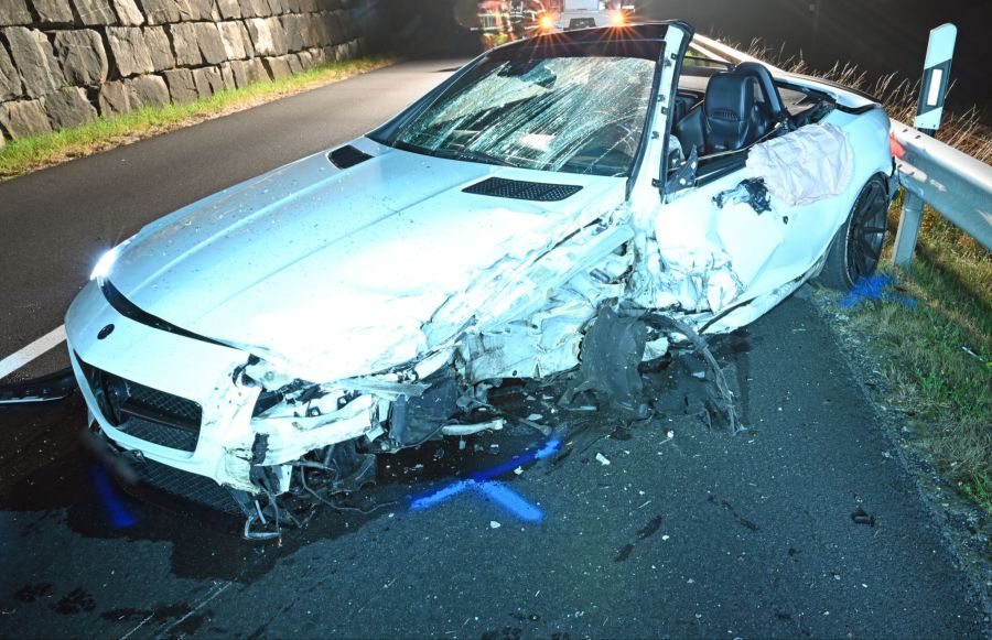 Eine Person wurde bei der Kollision verletzt.