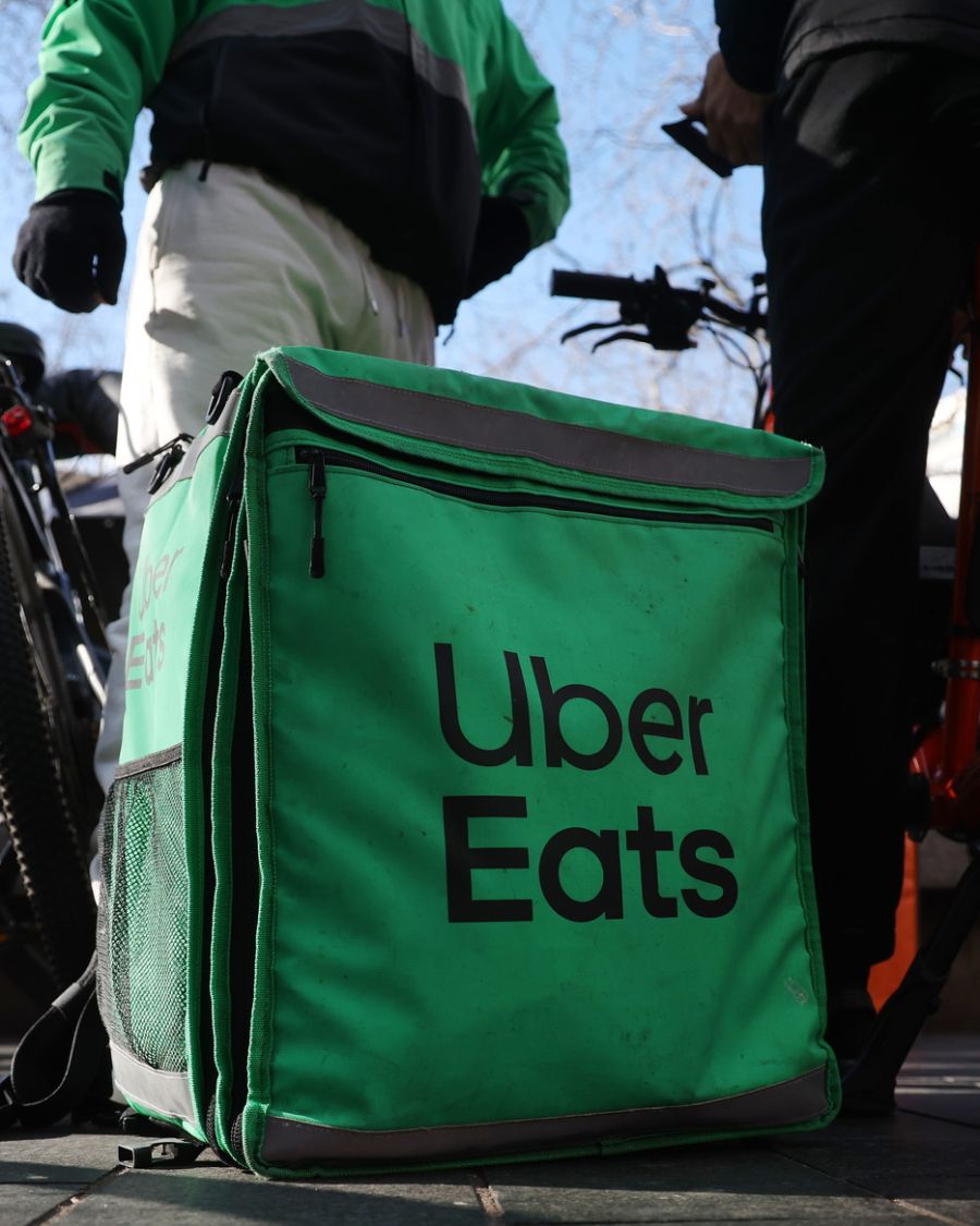 Imboden fordert technische Lösungen, damit Kuriere ihre Kollegen vor aggressiven Kunden warnen und Beschwerden melden können. (Symbolbild)