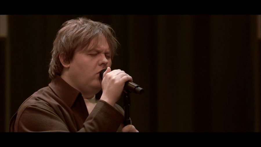 Da war alles noch in Ordnung. Erst sang Lewis Capaldi in der Graham Norton Show.