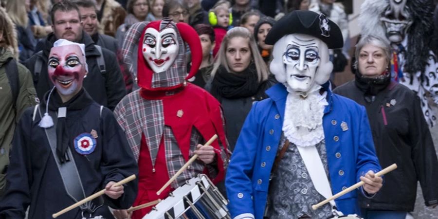 sissach fasnacht larven-pflicht