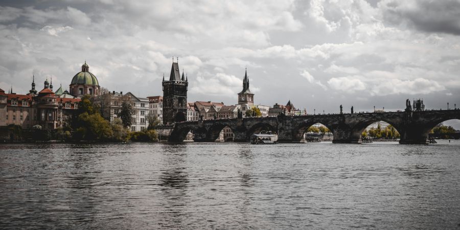 prag