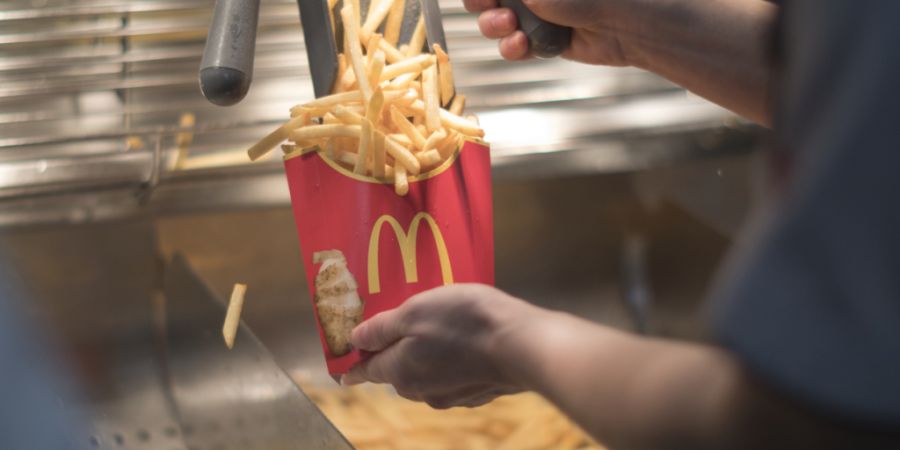 Die geplante Filiale am Limmatquai wird ein Fall fürs Verwaltungsgericht. McDonald's will nicht aufgeben. (Symbolbild)