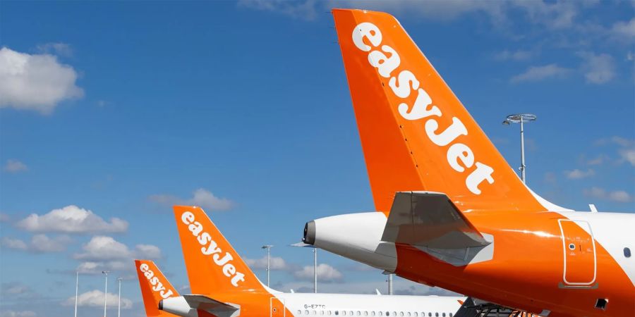Easyjet castlelake