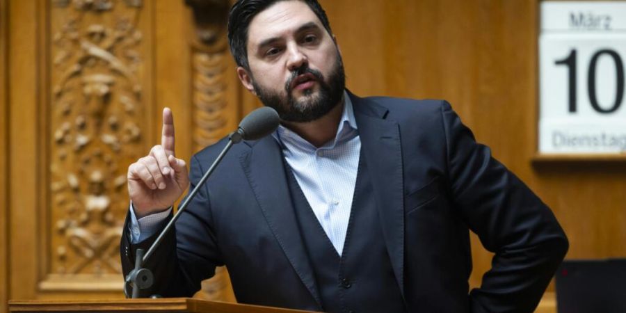 Er will es auch nach 16 Jahren noch einmal wissen: Der Aargauer SP-Nationalrat Cédric Wermuth will im Herbst 2027 zur Wiederwahl antreten. Der Parteitag der SP Aargau muss jedoch für ...