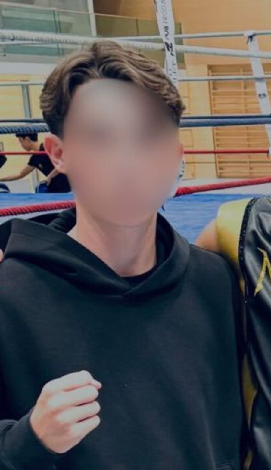 Zu den Opfern gehört auch der 18-jährige Boxer Benjamin Johnson ...