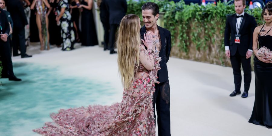 damiano david dove cameron