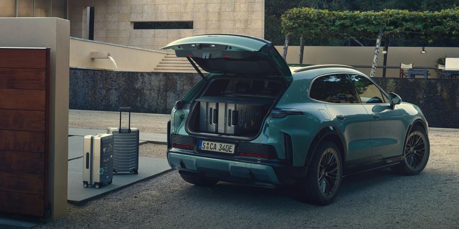 Porsche Cayenne turbo electric