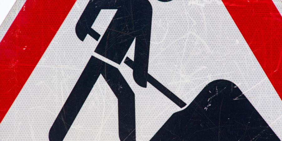 Der Aargauer Regierungsrat hält an künstlerischen Interventionen bei Infrastrukturprojekten fest. Die SVP-Fraktion hingegen möchte bei Tiefbauprojekten keine «Kunst am Bau» mehr. (Sy...