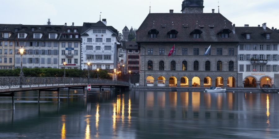 Der Grosse Stadtrat hat im Rathaus am Kornmarkt über den Wohnunbaupolitik debattiert. (Archivaufnahme)