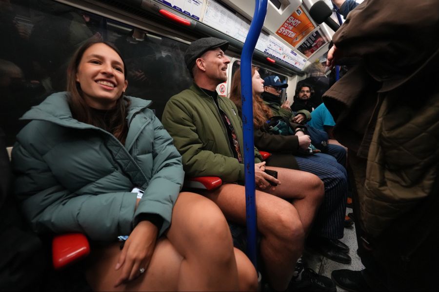 Die einzige Regel der Veranstaltung: so tun, als wäre es völlig normal, ohne Hosen U-Bahn zu fahren.