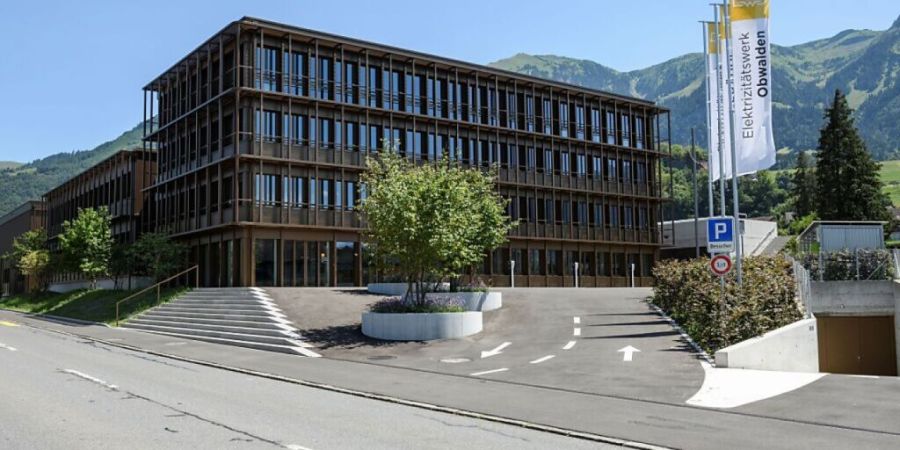 Das Elektrizitätswerk Obwalden schliesst das Jahr 2025 mit einem Gewinn von 10 Millionen Franken ab.