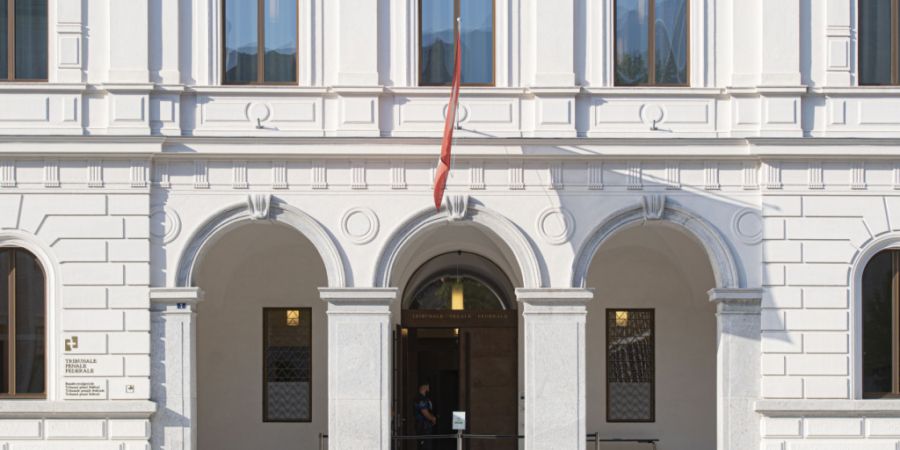 Der Verteidiger von Ousman Sonko hat am Donnerstag sein Plädoyer beendet. (Archivbild)