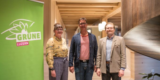 Zita Bucher, Hannes Koch und Raoul Niederberger bilden gemeinsam das Co-Präsidium der Grünen Kanton Luzern (von links nach rechts). Grüne Luzern Co-Präsidium