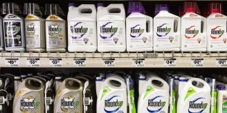 Glyphosat-Streit - Bayer zu Milliarden-Schadenersatz verurteilt