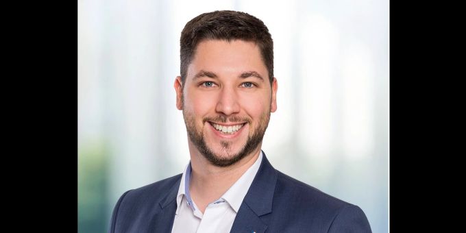 Andreas Bärtschi. Mann Porträtfoto Bart