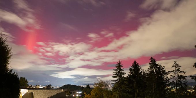 Bereits im Oktober 2024 konnten in Adliswil die Polarlichter beobachtet werden. Polarlichter