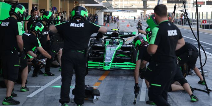 Gabriel Bortoleto (Sauber) beim Abu-Dhabi-Test der Formel 1. Sauber Formel 1 Bortoleto