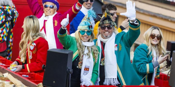 «Sicherheit» - Die «Geissens» feiern Karneval mit schusssicheren Westen