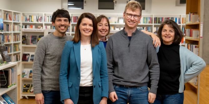 Gruppenbild Bibliothek