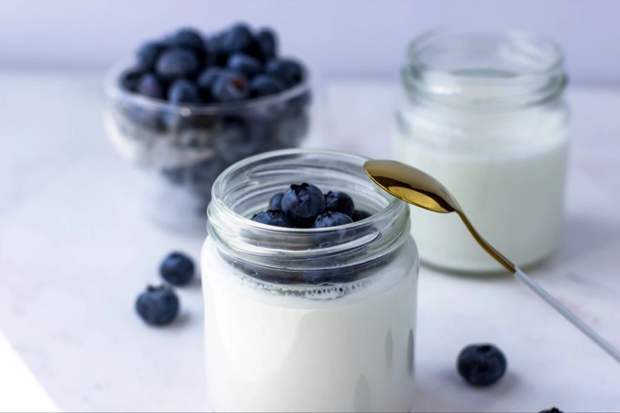 Joghurt mit Beeren