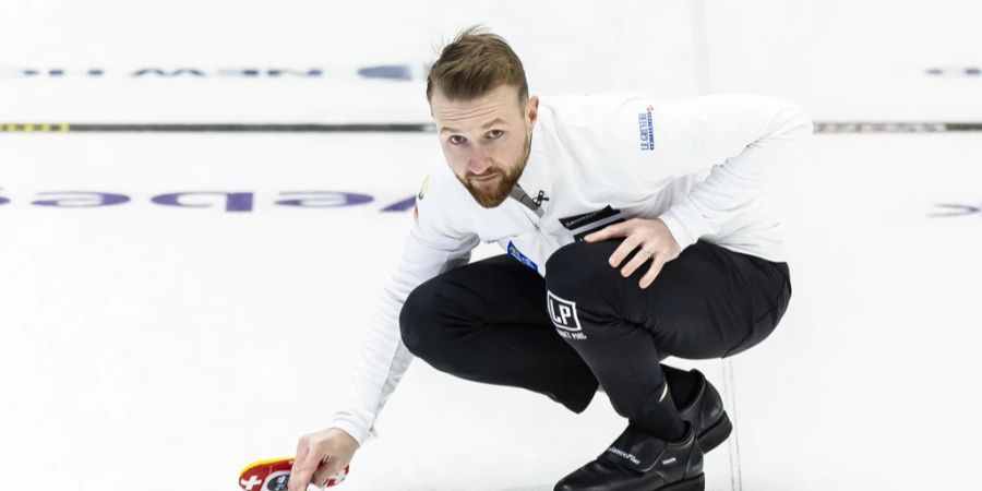 Yannick Schwaller Curling