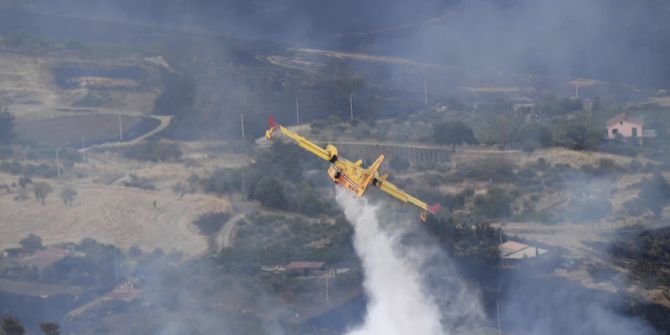 Löschflugzeug Italien Feuer Brand