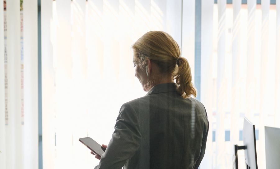 45 Prozent der Frauen vertrauen in ihre Fähigkeit zur politischen Teilnahme.