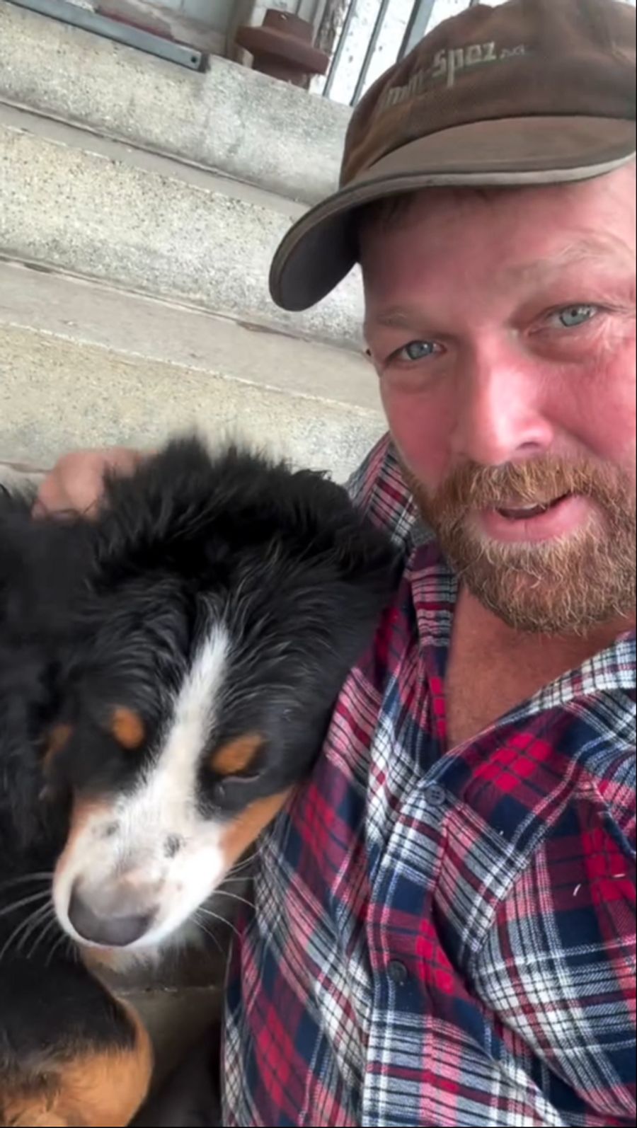 Bio-Bauer Mathias Werren aus Winterthur zeigt in einem Instagram-Video die Folgen des Unwetters vom Freitag.