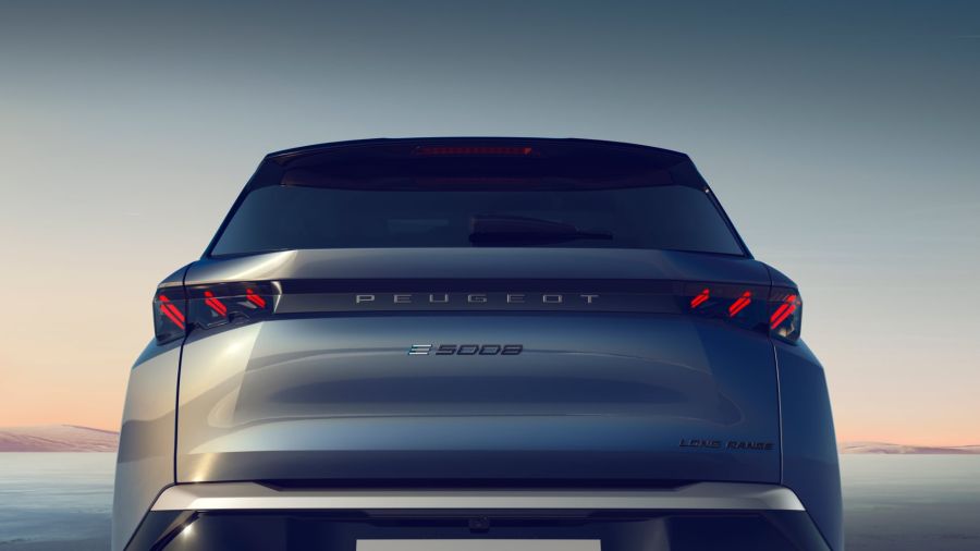 Peugeot E-5008