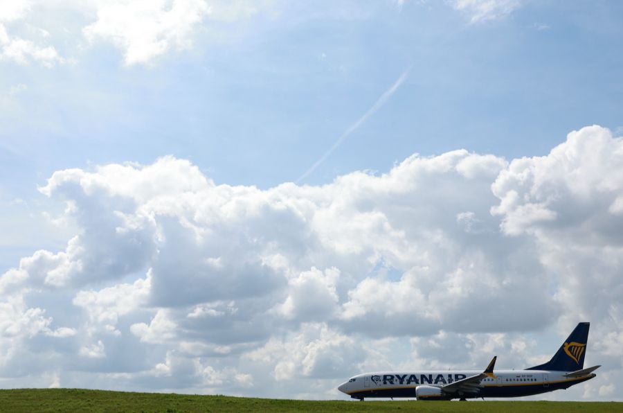 Bei der Ryanair kommt es inzwischen sogar zu etwa einem tätlichen Angriff pro Woche an Bord.