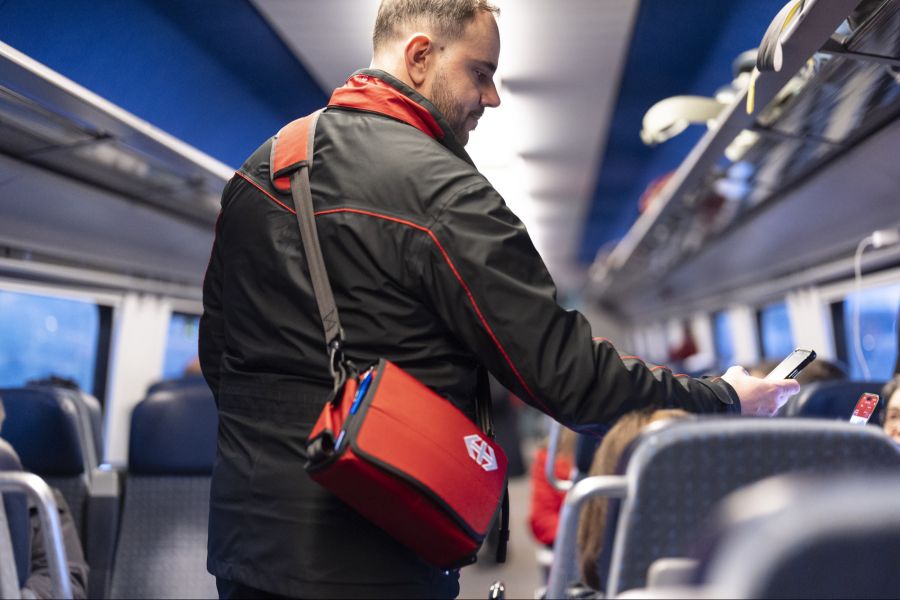 Der Schulklasse droht eine «Busse» von 2000 Franken, wie die Lehrerin vorrechnet.