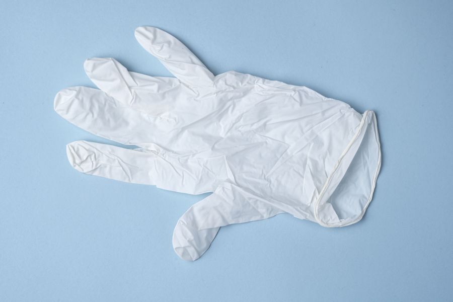 Im Zentrum der mutmasslichen Betrugsmasche stand eine Firma für allergenfreie Latexhandschuhe. (Symbolbild)
