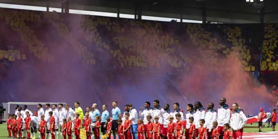 Im Juni 2025 trafen Biel und Basel im Cupfinal im Berner Wankdorfstadion aufeinander. Dabei zündeten Fans gemäss der Kantonspolizei Bern Handlichtfackeln und Knallpetarden. (Archivbild)