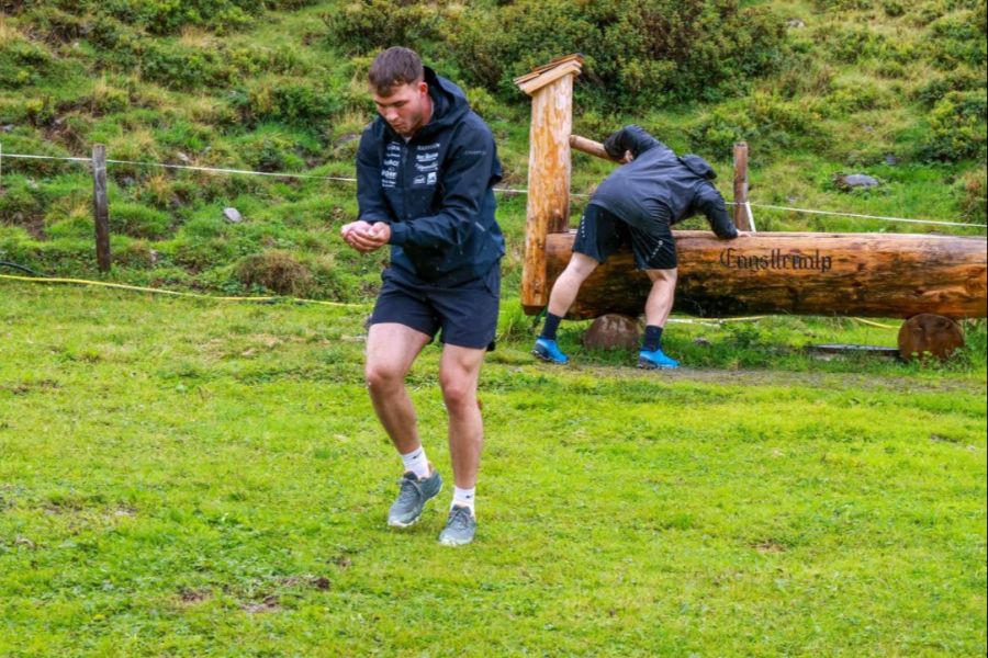 Im Trainingslager müssen die Schwinger diverse Disziplinen absolvieren.