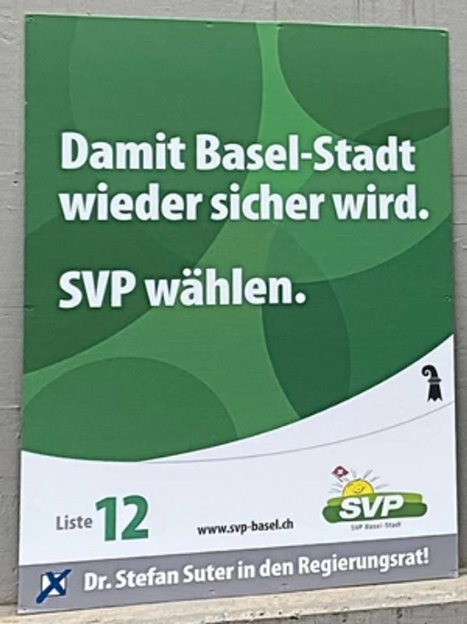Keine Silhouette eines Verbrechers, kein Messer. svp basel