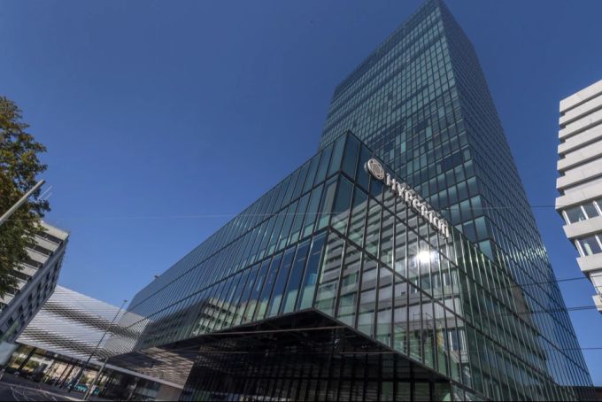Das Fitnessstudio im Basler Messeturm wird nach nicht einmal einem Jahr geschlossen. (Symbolbild) Messeturm Basel