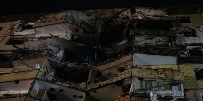 Mehrere Tote - Rakete schlägt in Ukraine-Hotel in Krywyj Rih ein