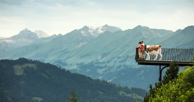 Aussichtsplattform auf dem Harder Kulm, dem Hausberg von Interlaken. Interlaken