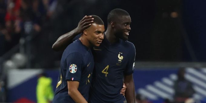 Frankreich bezwingt Griechenland in der EM-Quali 1:0. frankreich
