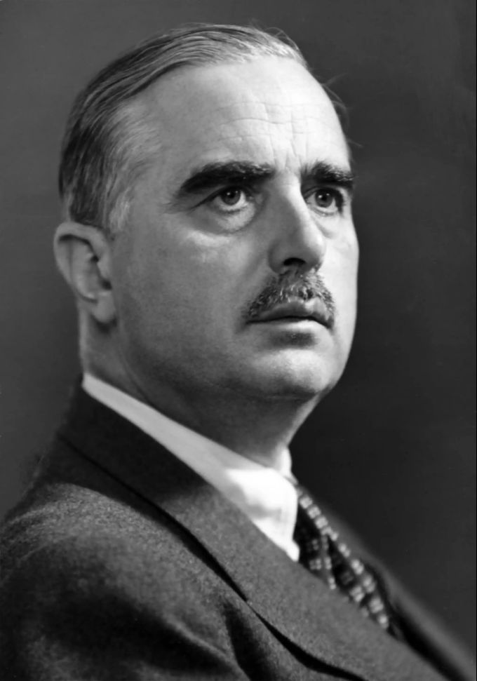 Eine undatierte Aufnahe des Schweizer Diplomaten und Historiker Jacob Burckhardt Jacob Burckhardt