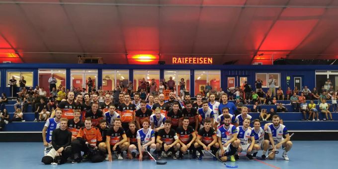 Urtenen-Schönbühl - Intensives Unihockeywochenende zum Saisonstart